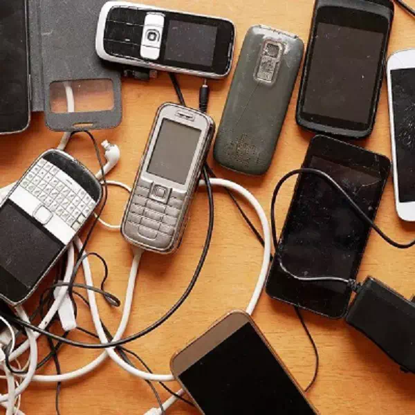 telefony na biurku