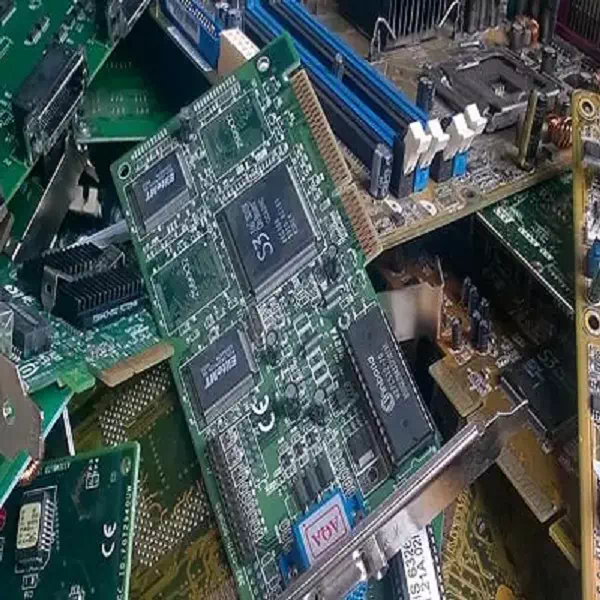 rozkręcony sprzęt komputerowy
